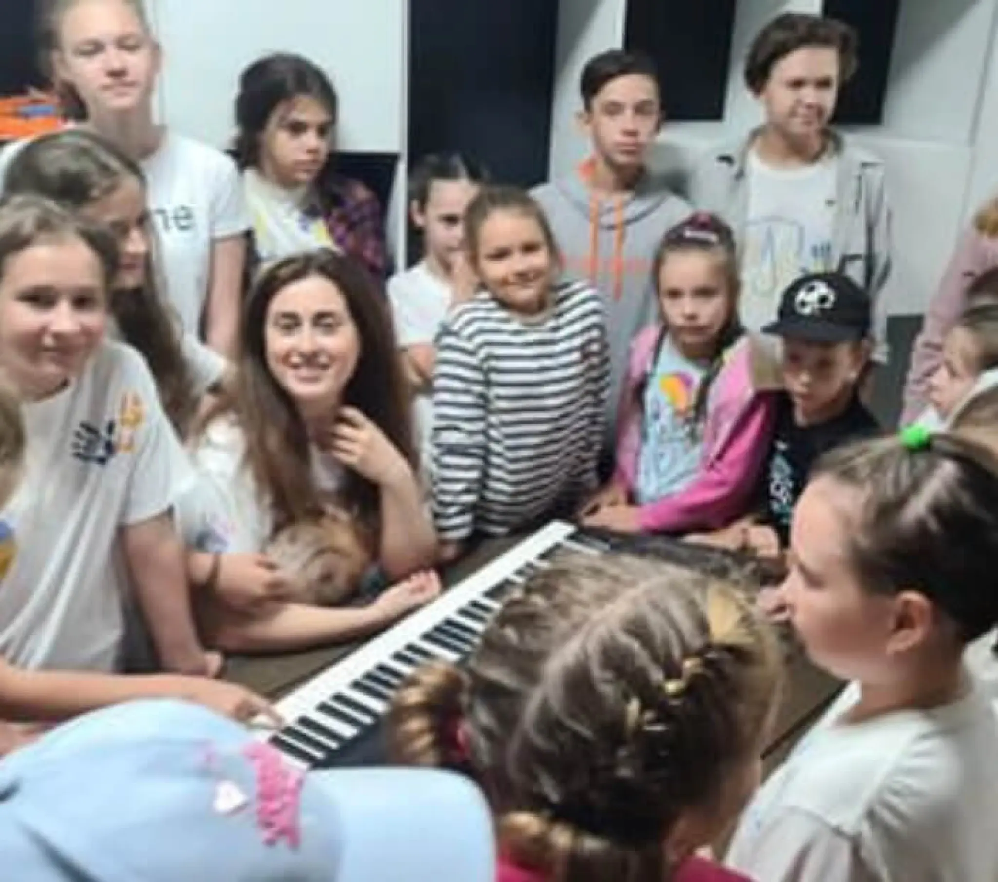 Набір на третю зміну в літній табір для дітей-переселенців у Білій Церкві